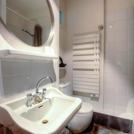 Appartamento Atelier, dernier étage bail mobilité Centre paris *